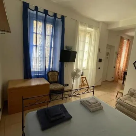 Como Lake Apartment Apartment *